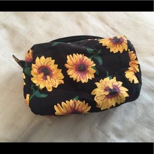 ecote makeup bag
